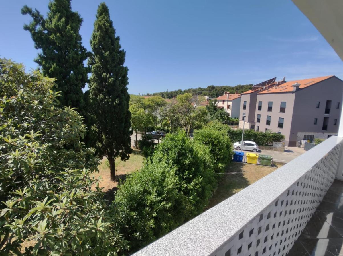 Modern Apartment Ana Rovinj Exterior photo